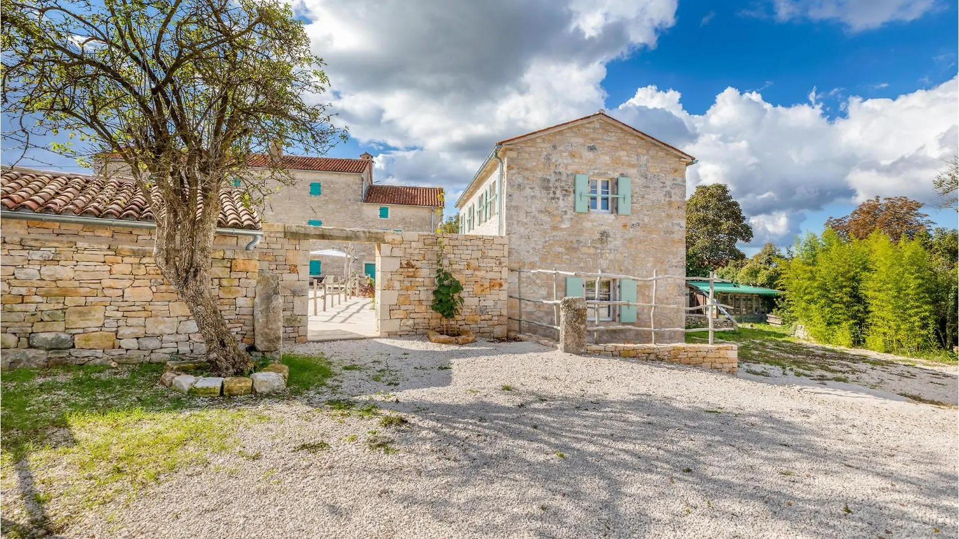 Awesome Apartment In Žminj Croatie